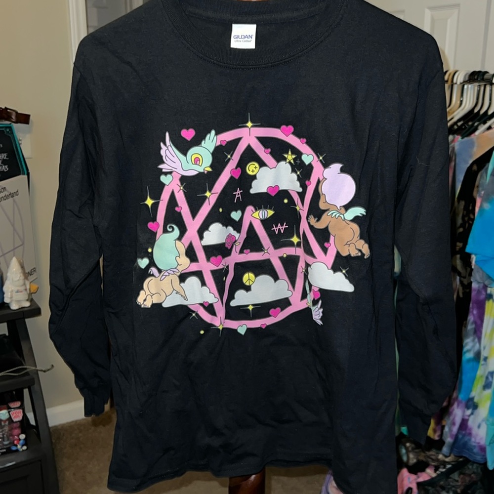 Youth Large Long Sleeve Alison Wonderland Shirt